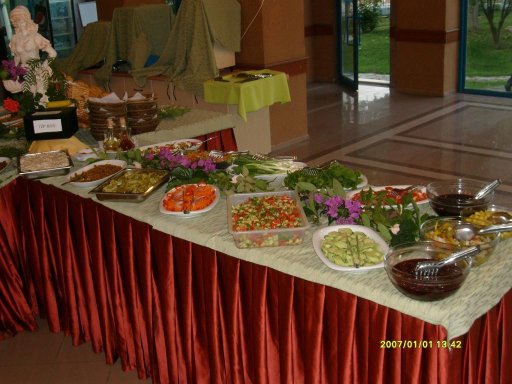 Aymes Hotel 페티예 외부 사진