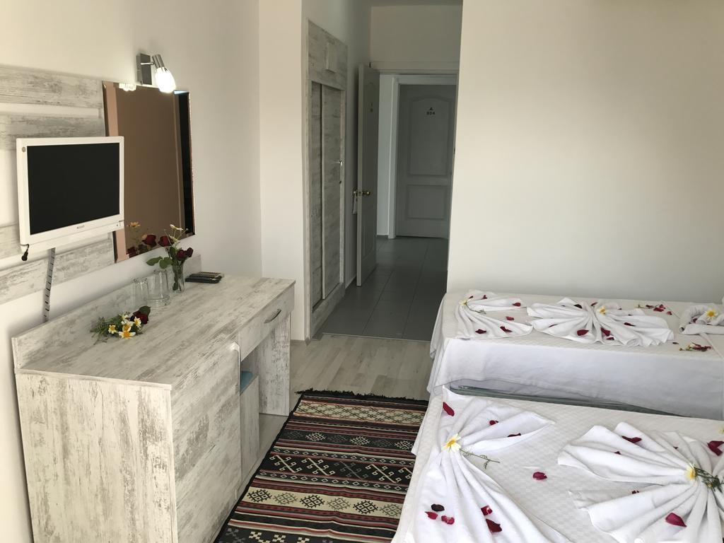 Aymes Hotel 페티예 외부 사진