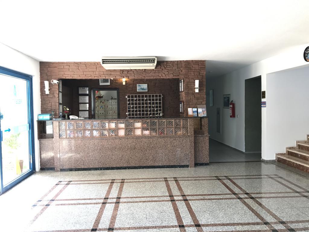 Aymes Hotel 페티예 외부 사진